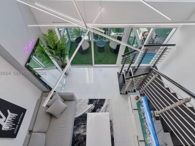 1-bedroom condo for sale in Miami - 41 SE 5th St 1111 - MondialRealty