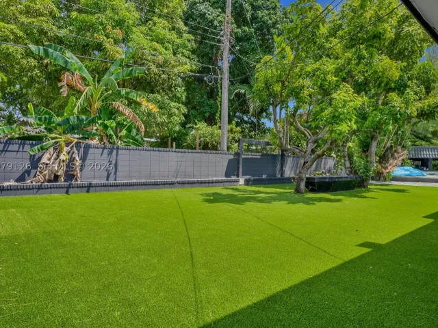 4-bedroom home for rent in North Miami - 315 NE 122nd St 0 - MondialRealty