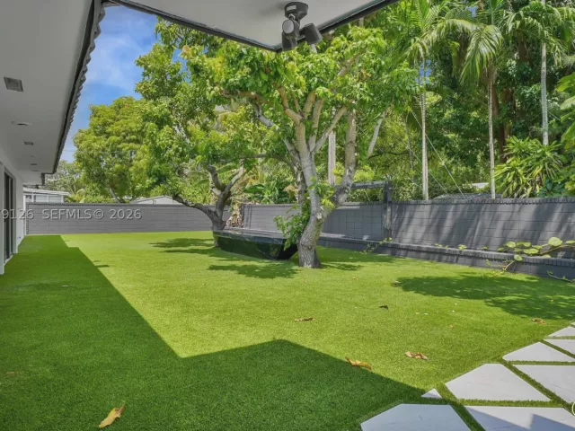 4-bedroom home for rent in North Miami - 315 NE 122nd St 0 - MondialRealty
