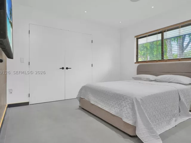 4-bedroom home for rent in North Miami - 315 NE 122nd St 0 - MondialRealty