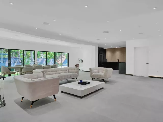 4-bedroom home for rent in North Miami - 315 NE 122nd St 0 - MondialRealty