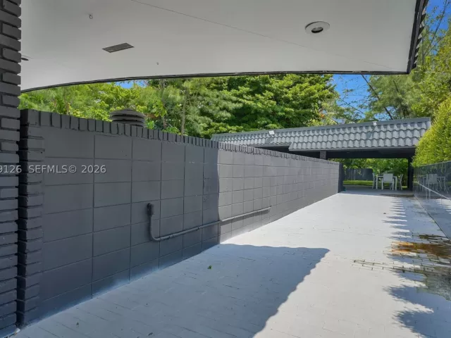 4-bedroom home for rent in North Miami - 315 NE 122nd St 0 - MondialRealty