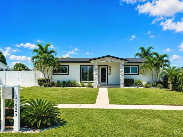 3-bedroom home for sale in Miami - 11925 SW 185th Ter - MondialRealty