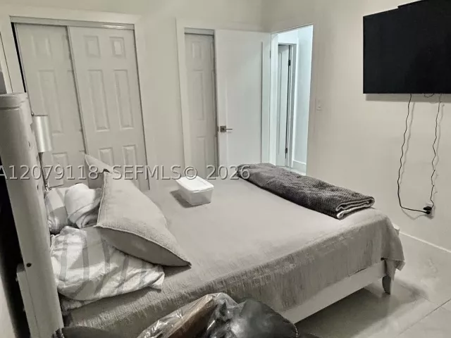 3-bedroom home for sale in Miami - 11925 SW 185th Ter - MondialRealty