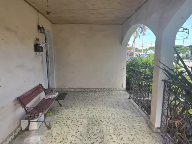 3-bedroom home for sale in Miami - 3441 NW 17th St - MondialRealty