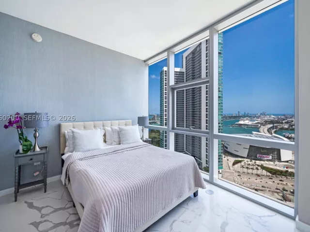 3-bedroom condo for sale in Miami - 851 NE 1st Ave 2911 - MondialRealty