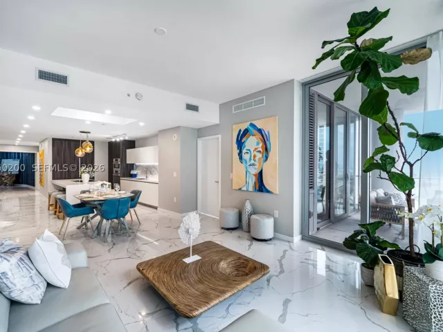 3-bedroom condo for sale in Miami - 851 NE 1st Ave 2911 - MondialRealty