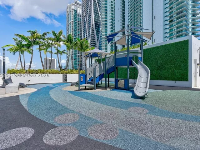 3-bedroom condo for sale in Miami - 851 NE 1st Ave 2911 - MondialRealty