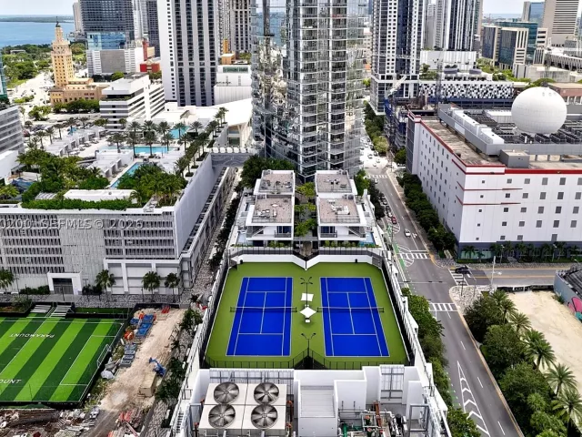 3-bedroom condo for sale in Miami - 851 NE 1st Ave 2911 - MondialRealty