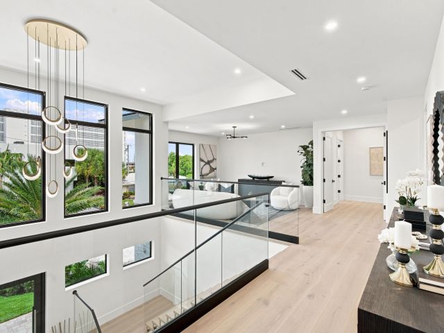 5-bedroom home for sale in Boca Raton - 3093 Banyan Road - MondialRealty