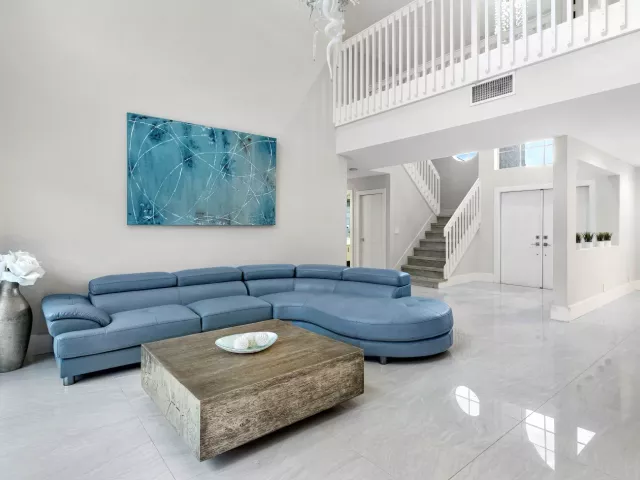 5-bedroom home for sale in Boca Raton - 10616 Wheelhouse Circle - MondialRealty