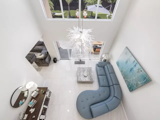 5-bedroom home for sale in Boca Raton - 10616 Wheelhouse Circle - MondialRealty