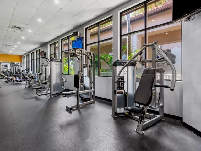 5-bedroom home for sale in Boca Raton - 10616 Wheelhouse Circle - MondialRealty