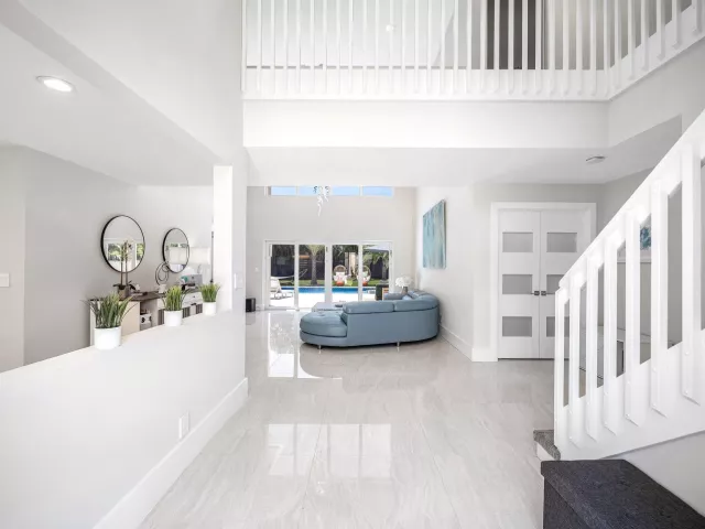 5-bedroom home for sale in Boca Raton - 10616 Wheelhouse Circle - MondialRealty