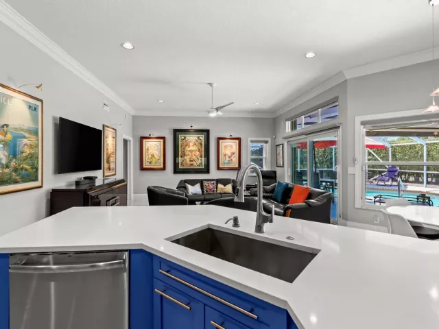 3-bedroom home for sale in Boca Raton - 20317 Hacienda Court - MondialRealty
