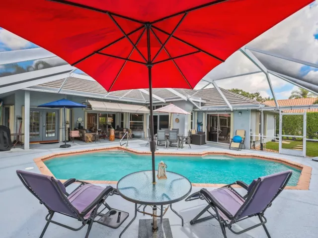 3-bedroom home for sale in Boca Raton - 20317 Hacienda Court - MondialRealty