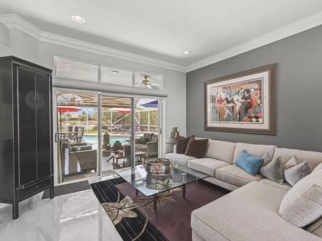 3-bedroom home for sale in Boca Raton - 20317 Hacienda Court - MondialRealty