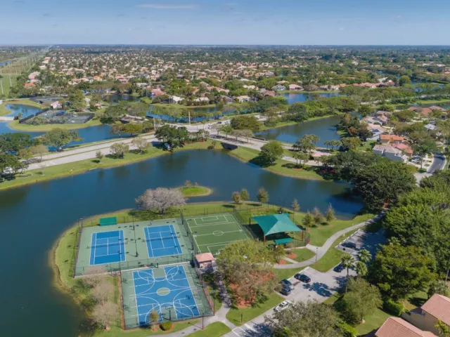 3-bedroom home for sale in Boca Raton - 20317 Hacienda Court - MondialRealty