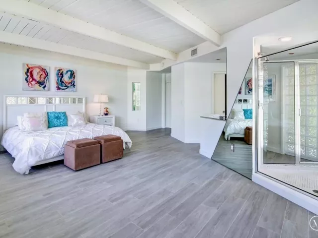 6-bedroom home for rent in Fort Lauderdale - 28 PELICAN Drive - MondialRealty