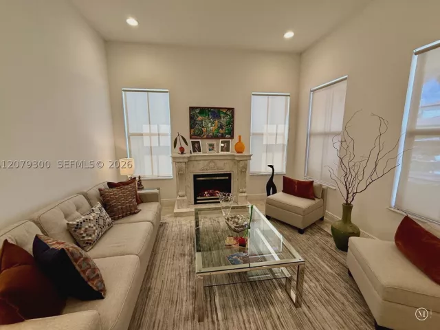 4-bedroom home for rent in Cooper City - 2673 NW 83rd Ter 2673 - MondialRealty