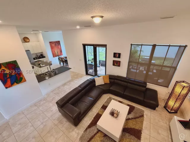 4-bedroom home for rent in Cooper City - 2673 NW 83rd Ter 2673 - MondialRealty