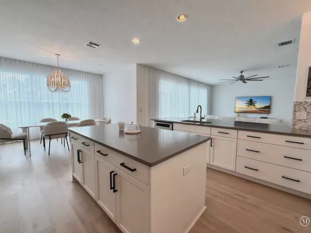 4-bedroom home for rent in Delray Beach - 9842 Salty Bay Drive - MondialRealty