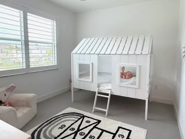 4-bedroom home for rent in Delray Beach - 9842 Salty Bay Drive - MondialRealty