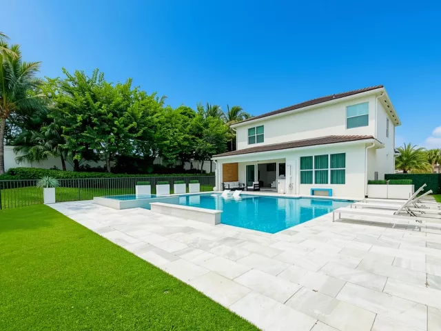 4-bedroom home for rent in Delray Beach - 9842 Salty Bay Drive - MondialRealty