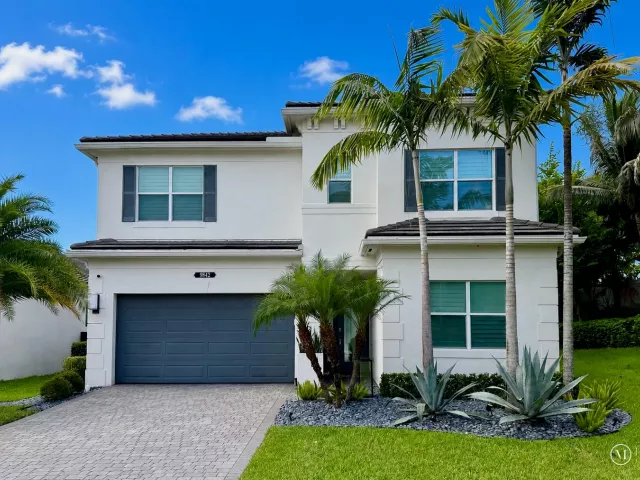 4-bedroom home for rent in Delray Beach - 9842 Salty Bay Drive - MondialRealty