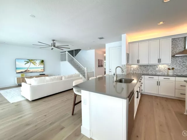 4-bedroom home for rent in Delray Beach - 9842 Salty Bay Drive - MondialRealty