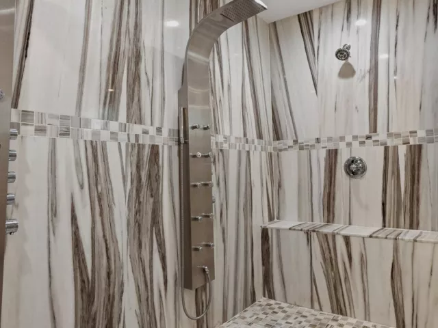 5-bedroom home for rent in Boca Raton - 284 NE 7TH Street - MondialRealty