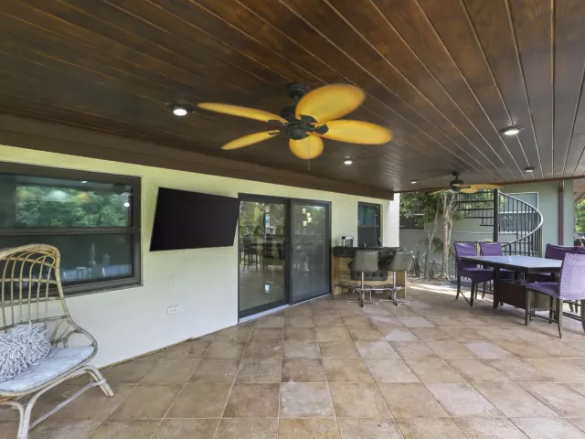 4-bedroom home for sale in Fort Lauderdale - 4406 SW 35th Avenue - MondialRealty