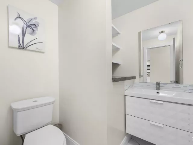 4-bedroom home for sale in Fort Lauderdale - 4406 SW 35th Avenue - MondialRealty