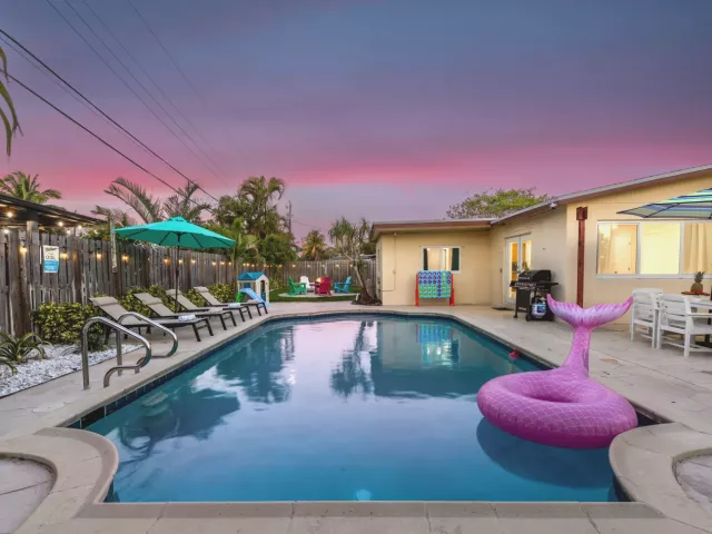 3-bedroom home for sale in Deerfield Beach - 5 SE 11th Court - MondialRealty
