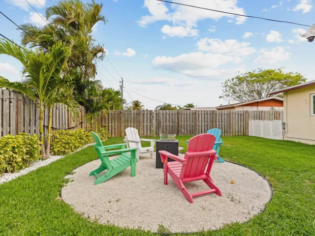 3-bedroom home for sale in Deerfield Beach - 5 SE 11th Court - MondialRealty