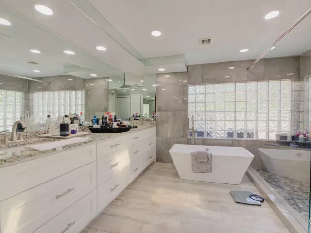 3-bedroom home for rent in Boca Raton - 349 NE 2ND Street - MondialRealty