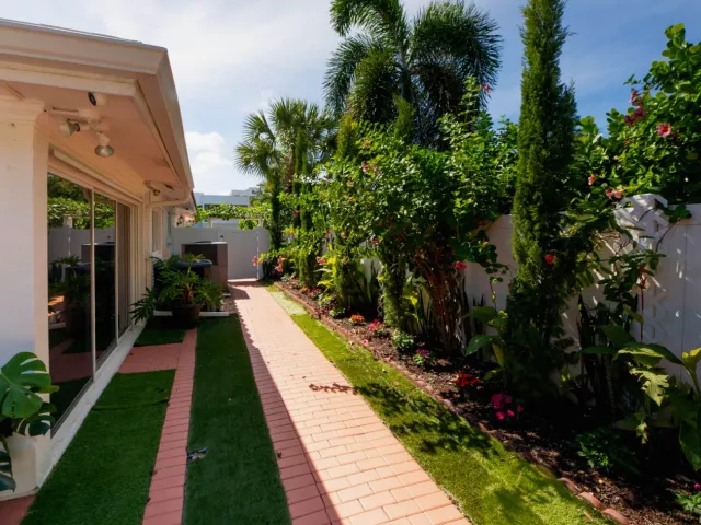 3-bedroom home for rent in Boca Raton - 349 NE 2ND Street - MondialRealty