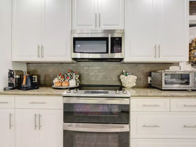 3-bedroom home for rent in Boca Raton - 349 NE 2ND Street - MondialRealty
