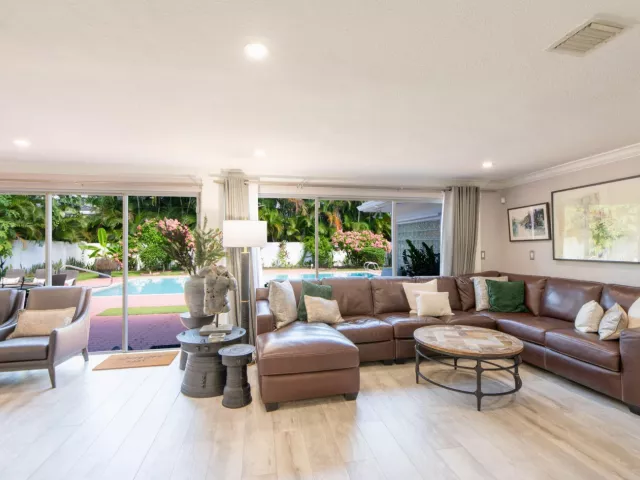 3-bedroom home for rent in Boca Raton - 349 NE 2ND Street - MondialRealty