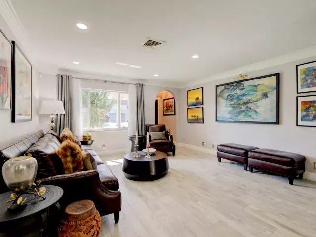 3-bedroom home for rent in Boca Raton - 349 NE 2ND Street - MondialRealty