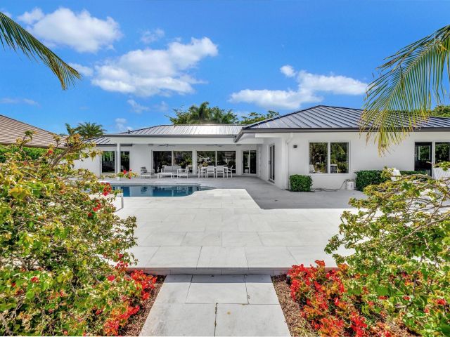 4-bedroom home for sale in Fort Lauderdale - 41 S COMPASS Drive - MondialRealty