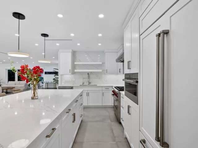 4-bedroom home for sale in Fort Lauderdale - 41 S COMPASS Drive - MondialRealty