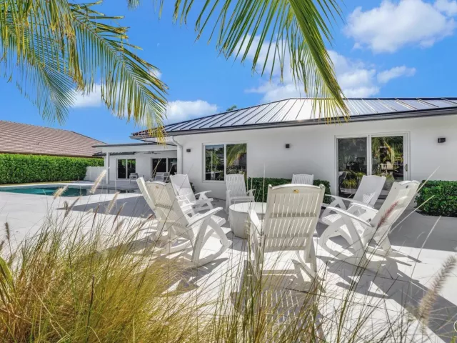 4-bedroom home for sale in Fort Lauderdale - 41 S COMPASS Drive - MondialRealty