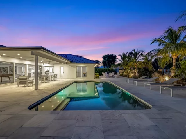 4-bedroom home for sale in Fort Lauderdale - 41 S COMPASS Drive - MondialRealty