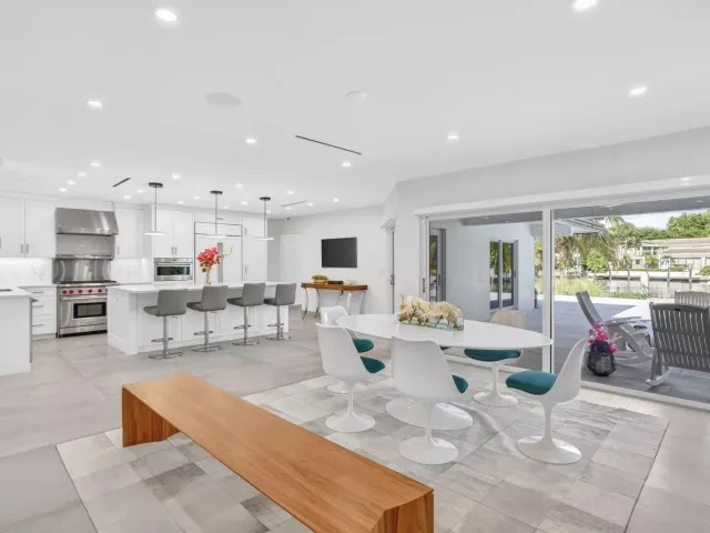 4-bedroom home for sale in Fort Lauderdale - 41 S COMPASS Drive - MondialRealty