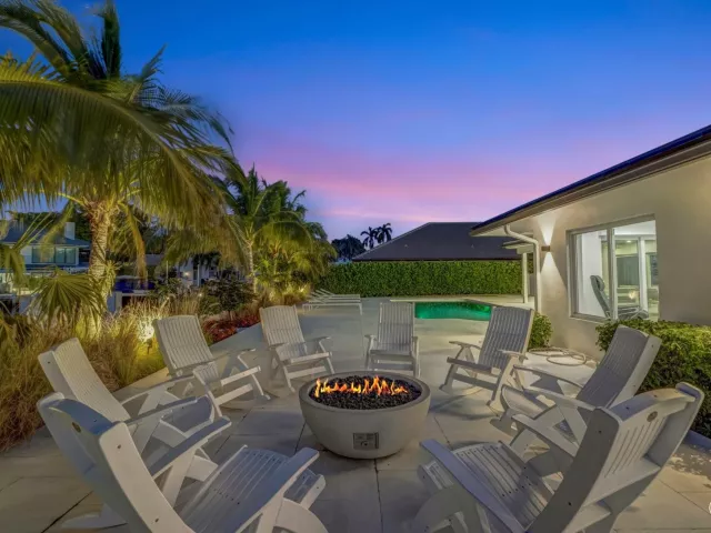 4-bedroom home for sale in Fort Lauderdale - 41 S COMPASS Drive - MondialRealty