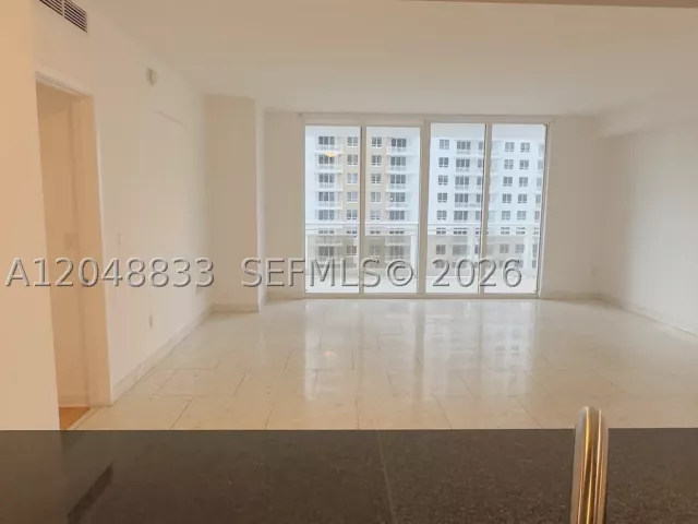 1-bedroom condo for rent in Miami - 901 Brickell Key Blvd 1102 - MondialRealty
