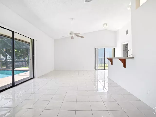 3-bedroom home for rent in Boca Raton - 7000 NW 4th Avenue - MondialRealty