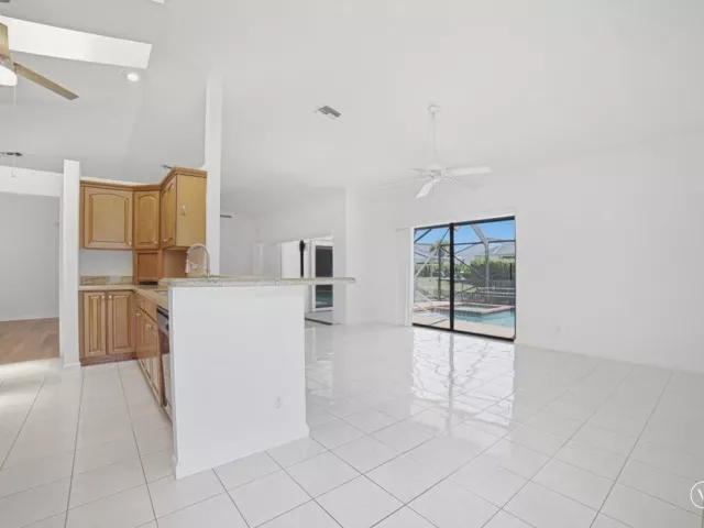 3-bedroom home for rent in Boca Raton - 7000 NW 4th Avenue - MondialRealty