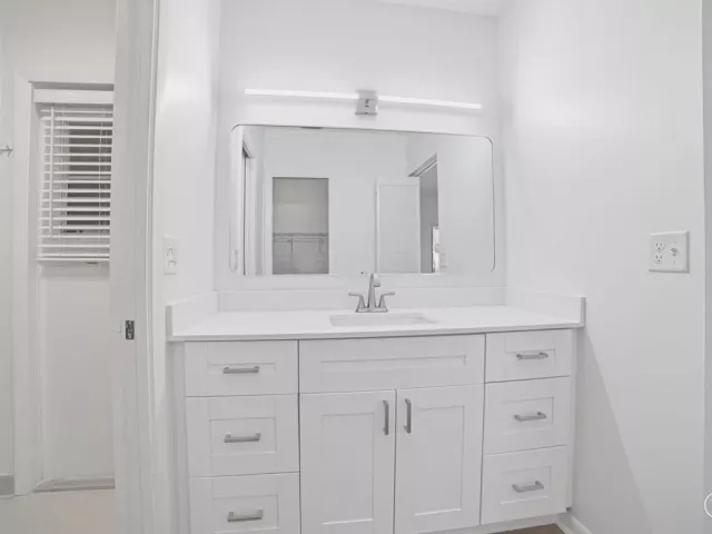 3-bedroom home for rent in Boca Raton - 7000 NW 4th Avenue - MondialRealty